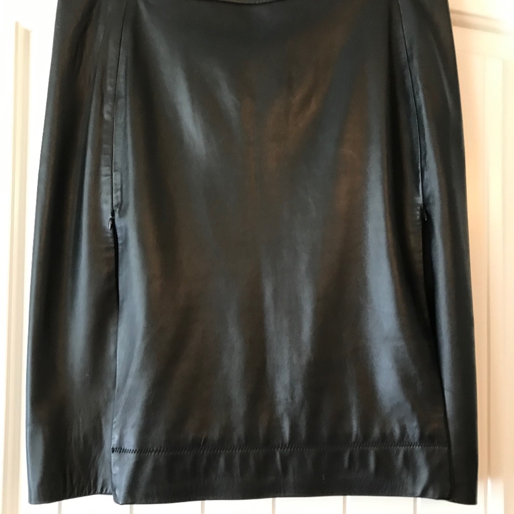Diane von Furstenberg size 12 lined brown leather mid knee skirt